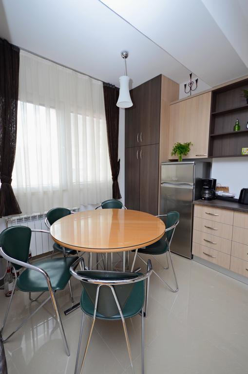 Aries Apartments บิโตลา ห้อง รูปภาพ