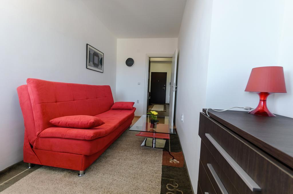 Aries Apartments บิโตลา ภายนอก รูปภาพ
