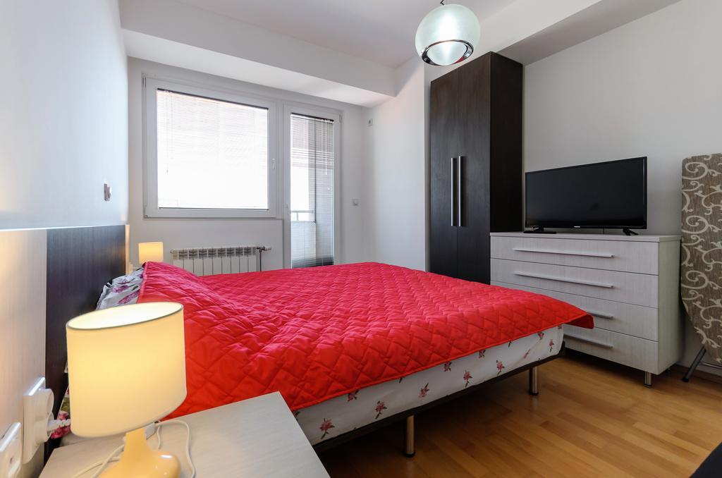 Aries Apartments บิโตลา ภายนอก รูปภาพ